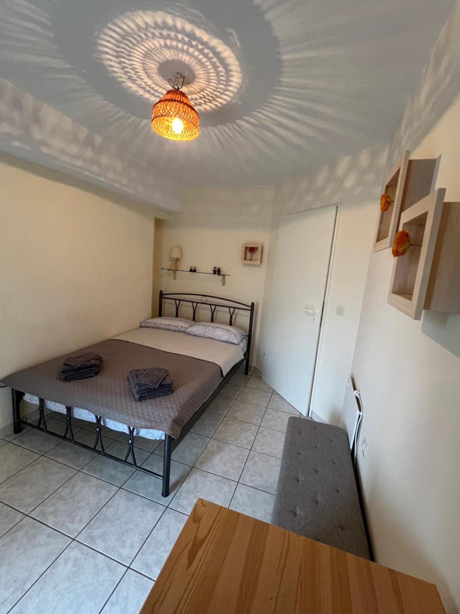Lemon Tree Apartment